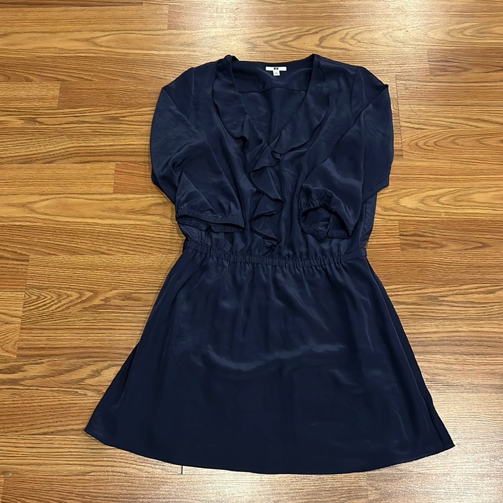 Uniqlo Navy Ruffle Front Dress💙